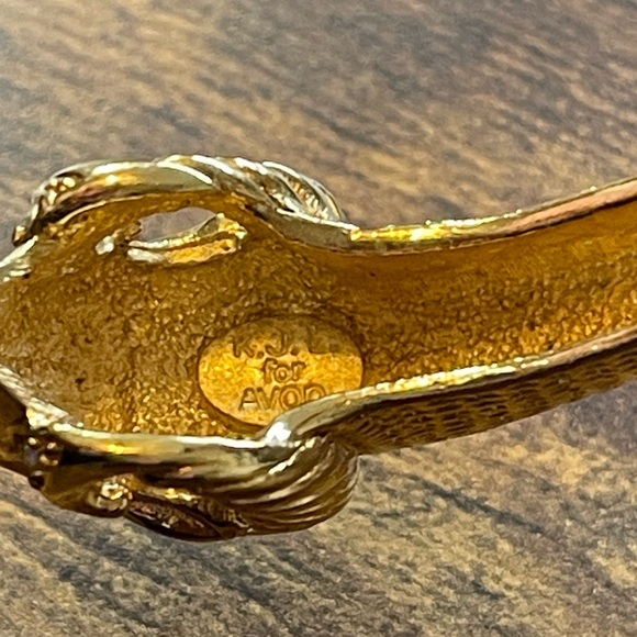 Vintage KJL Kenneth Jay Lane for Avon Gold Ram Bracelet - Picture 3 of 6